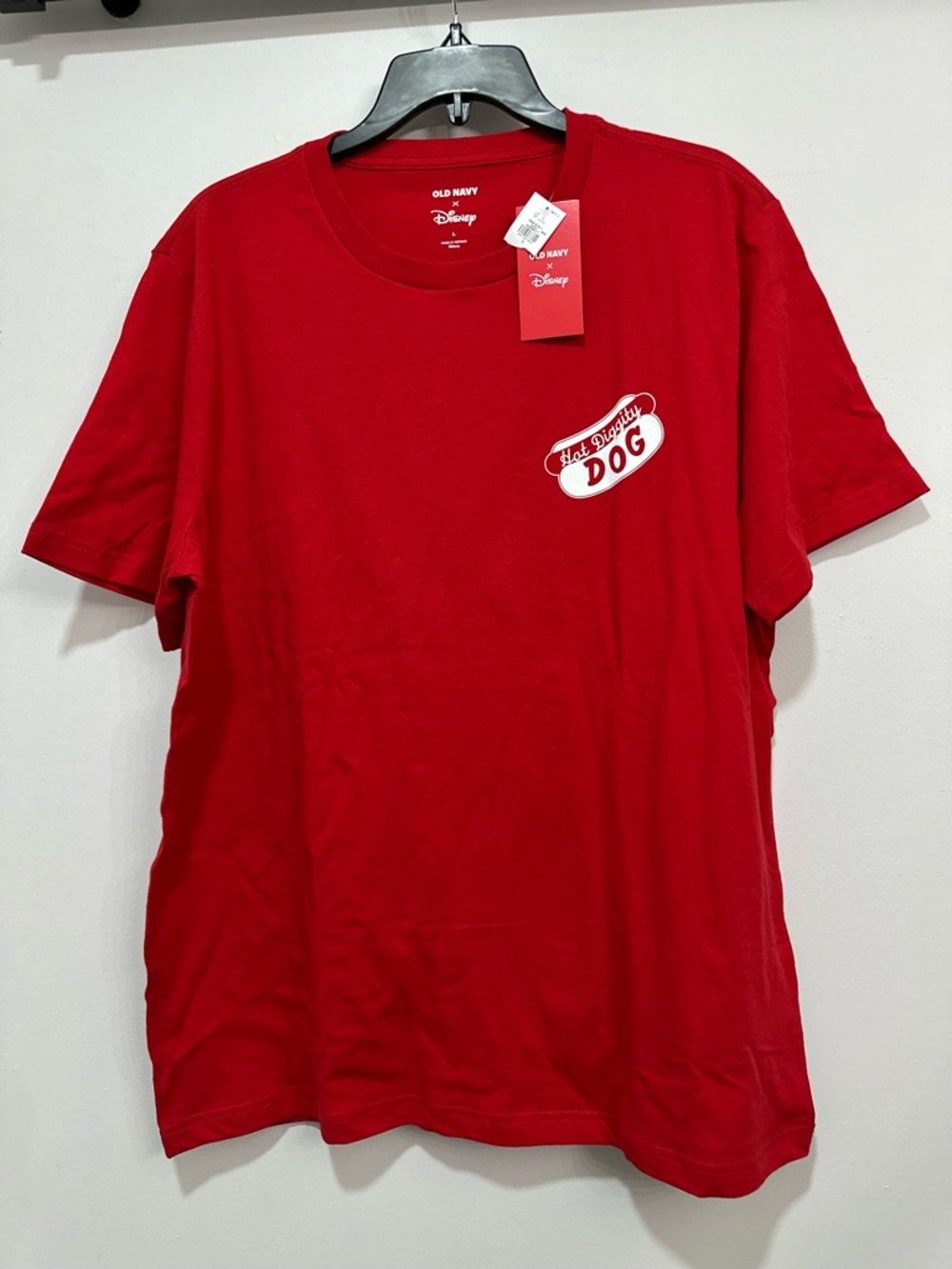 NWT Old Navy Disney Mickey Mouse Red 'Hot Diggity Dog' Graphic Tee - Size Large - Picture 2 of 3
